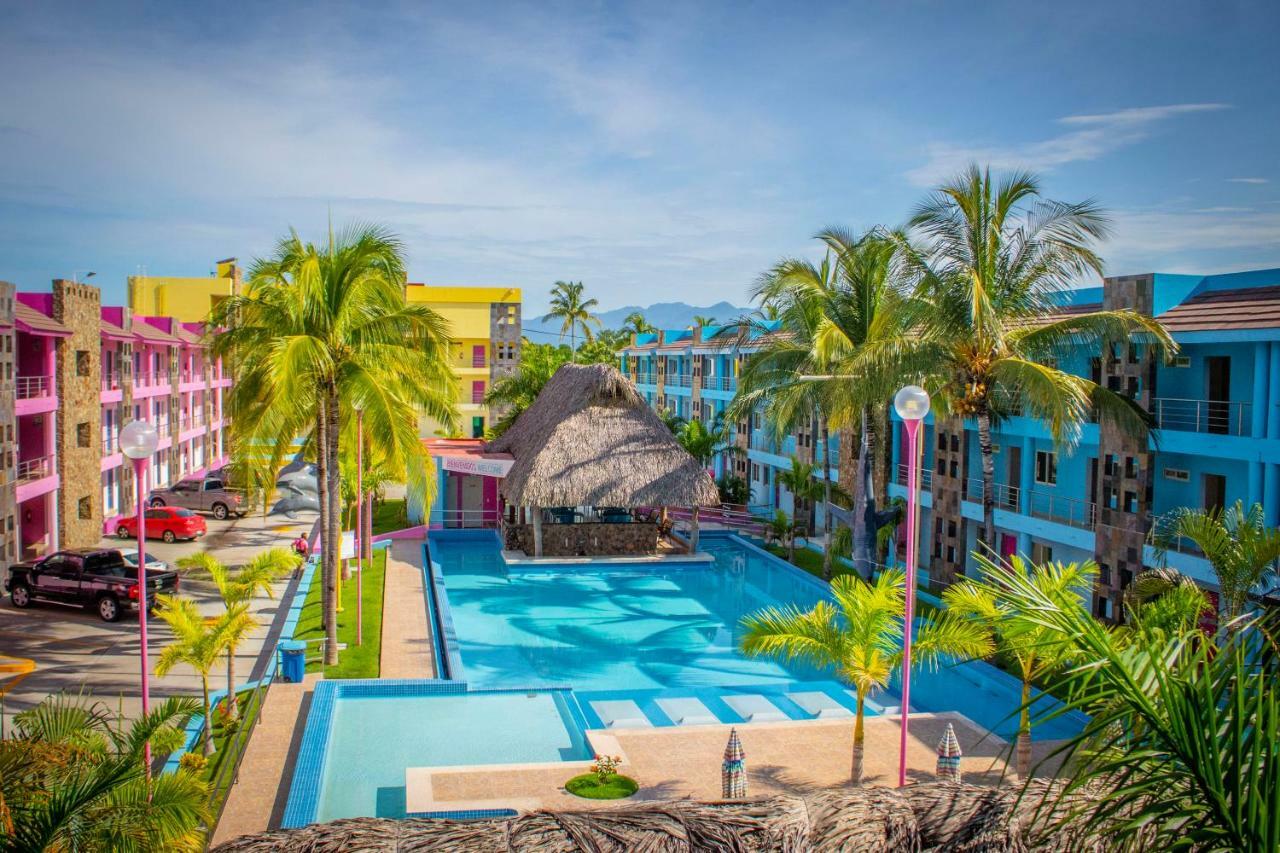 Miami Inn Nuevo Vallarta Dış mekan fotoğraf